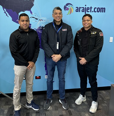 Arajet y Boeing inician segunda edición de su programa académico para cadetes pilotos dominicanos