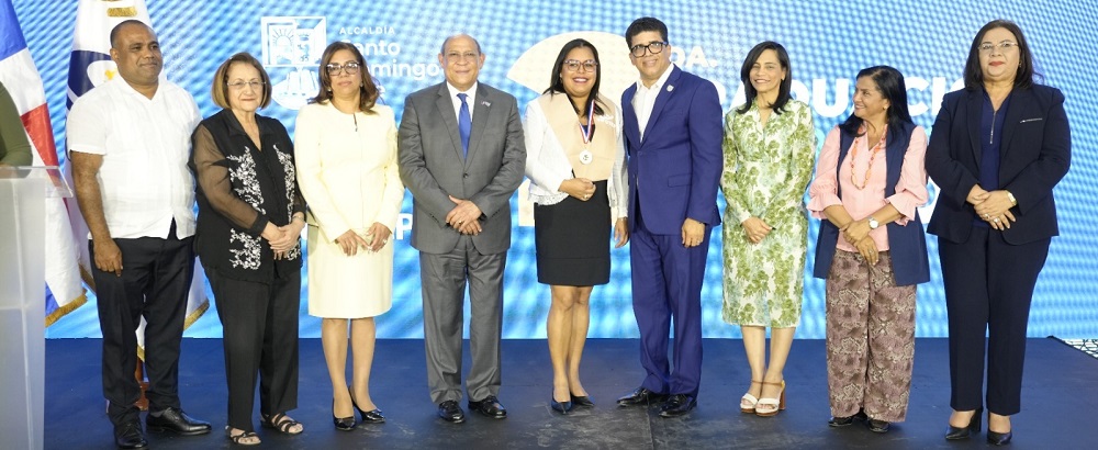 INFOTEP y Ayuntamiento de Santo Domingo Este certifican a 967 munícipes y colaboradores en 41 acciones formativas